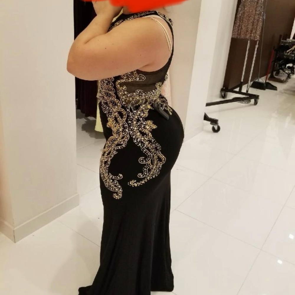 Prom dress - Picture 6 of 10